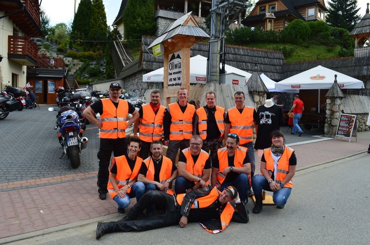 VI Motocyklowe nieszpory dziękczynne w Małem Cichem 