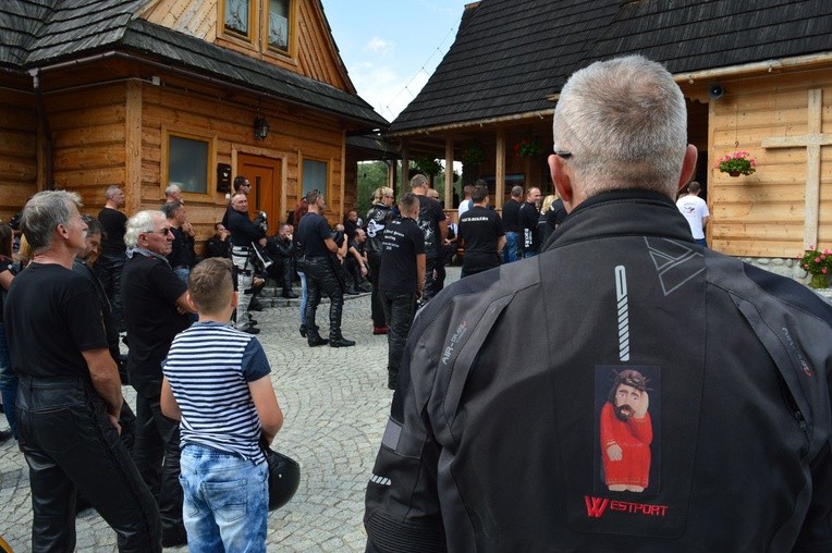 VI Motocyklowe nieszpory dziękczynne w Małem Cichem 