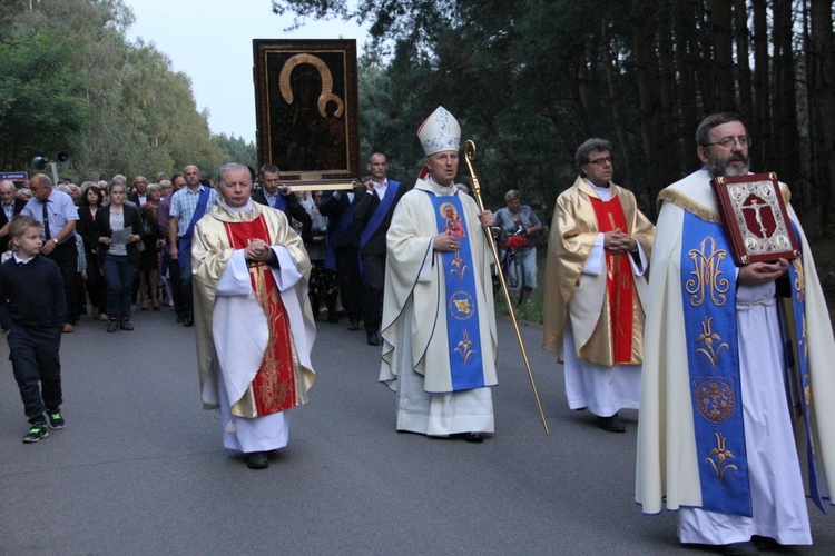 Mostówka na kolanach