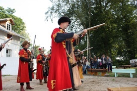 Wiele radości podczas pikniku dostarczyła Chorągiew Komputowa Stefana Czarnieckiego z Białegostoku