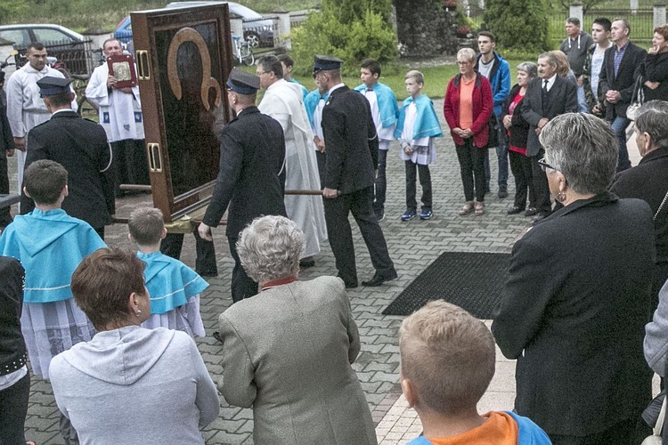 Matka Boża w Lucynowie