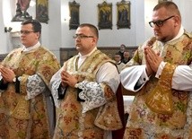 Uroczystej liturgii przewodniczył ks. Julian Nastałek