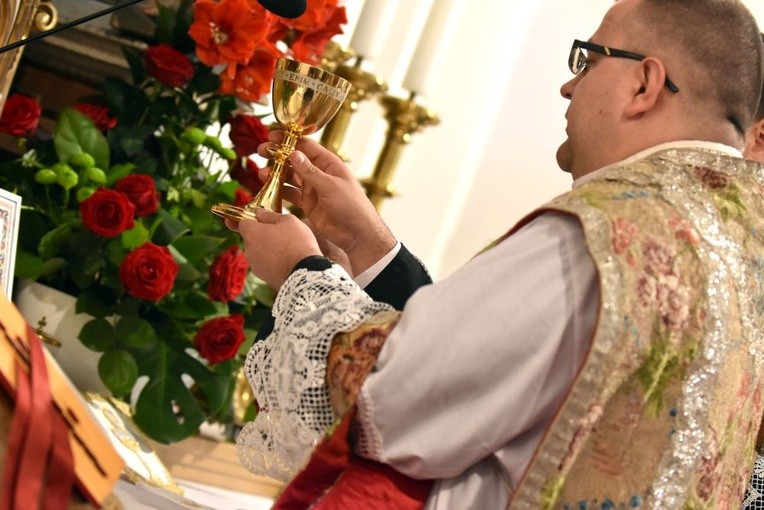 Uroczysta Msza św. w kościele pw. Krzyża Świętego