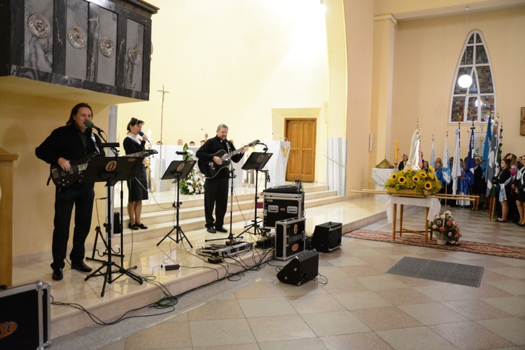 Nabożeństwo fatimskie w Grudzicach