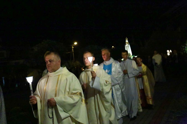 Procesja fatimska w Woli Rzędzińskiej