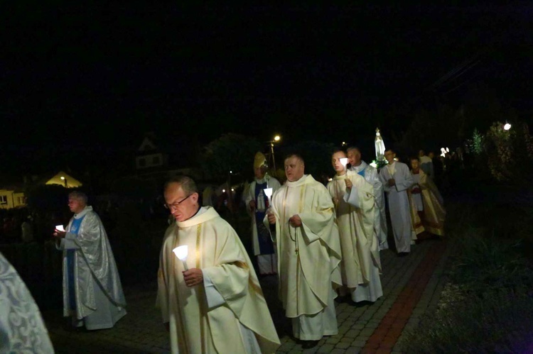 Procesja fatimska w Woli Rzędzińskiej