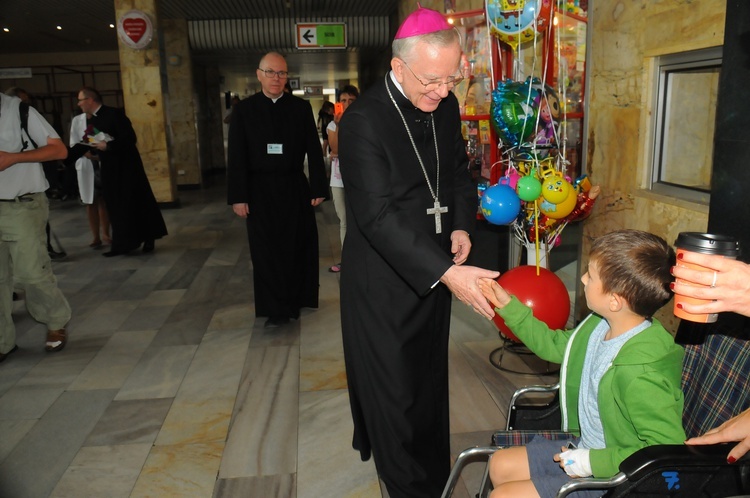 Abp Marek Jędraszewski w USD w Prokocimiu