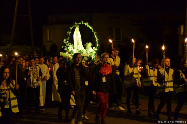 Wieczór Fatimski w Majdanie Królewskim 