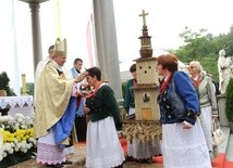 Nie bądźmy bólem dla Matki