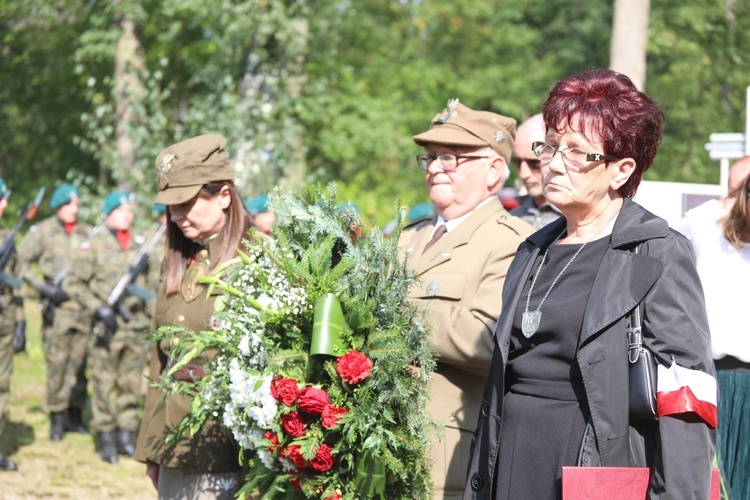 Na polanie śmierci żołnierzy "Bartka" w Starym Grodkowie - 2017