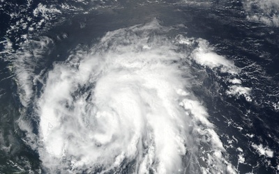 Kolejny huragan uderzy w Karaiby