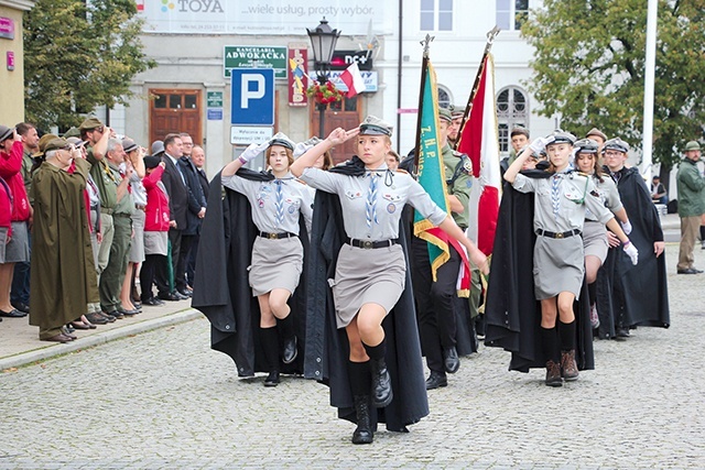 Drużyna reprezentacyjna kutnowskiego hufca.