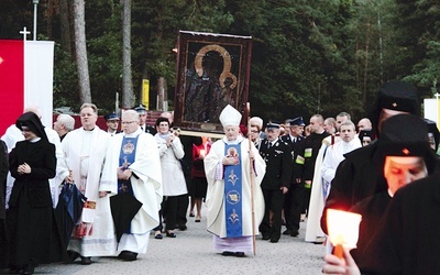 Jasnogórską ikonę powitały także siostry loretanki opiekujące się sanktuarium w Loretto.