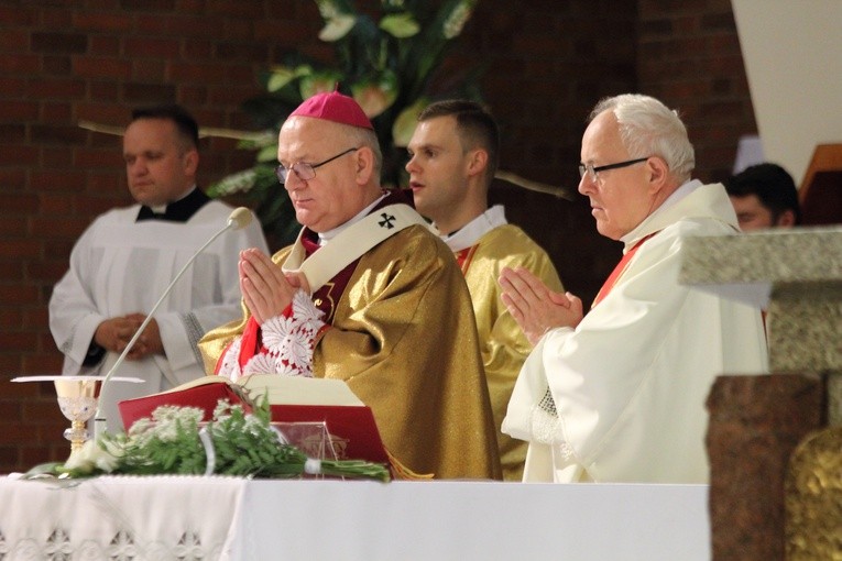 20-lecie Katolickiej Szkoły Podstawowej im. Świetej Rodziny w Olsztynie