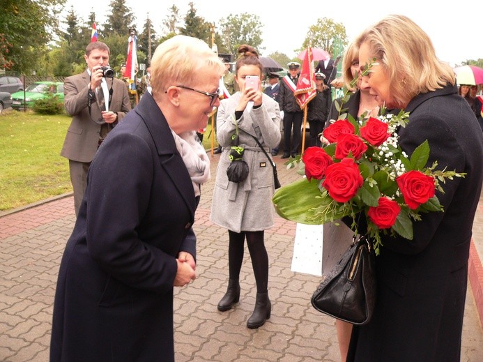 Jubileusz 10-lecia SP w Nowem