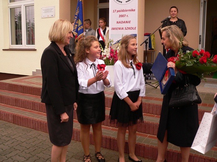 Jubileusz 10-lecia SP w Nowem