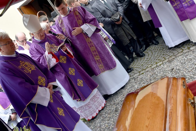 Ostatnie pożegnanie dziekana dekanatu Lądek-Zdrój