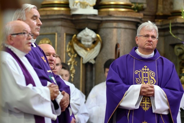 Ostatnie pożegnanie dziekana dekanatu Lądek-Zdrój