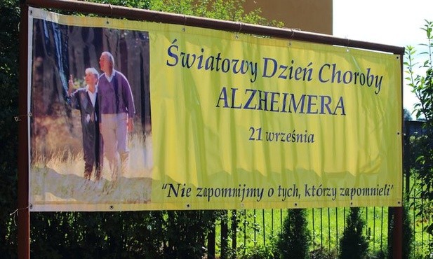 Choroba Alzheimera – jak dostrzec wczesne objawy?