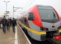 Pasażerowie dwóch spółek kolejowych mogą dziś skorzystać z darmowej podróży
