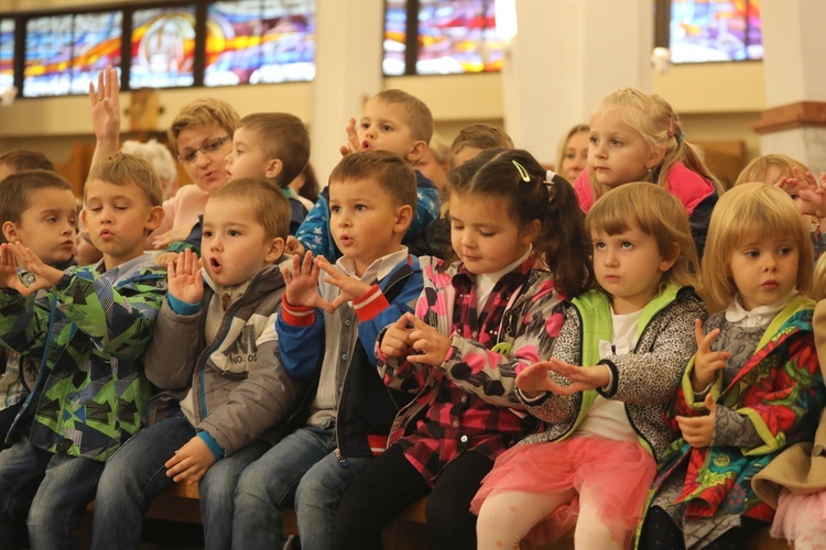 Poświęcenie Przedszkola Parafialnego im. św. Jana Pawła II w Andrychowie