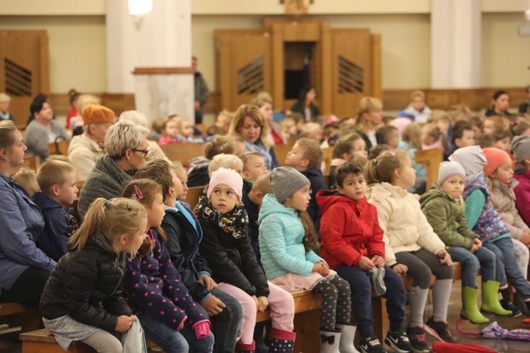 Poświęcenie Przedszkola Parafialnego im. św. Jana Pawła II w Andrychowie