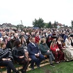 "Pola Chwały": Msza św. i parada wojskowa