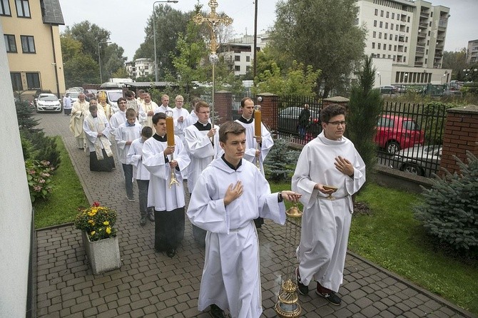 Nowe sanktuarium św. o. Pio na Gocławiu