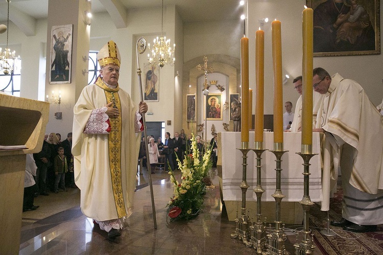 Nowe sanktuarium św. o. Pio na Gocławiu