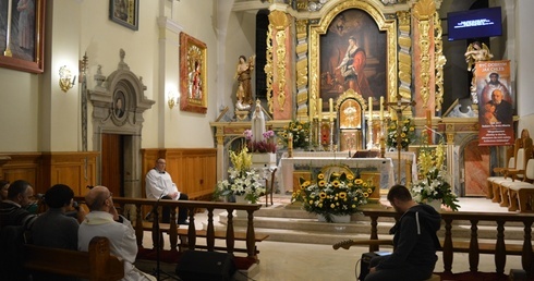 Cieplej od uwielbienia