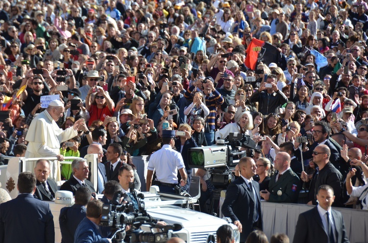 Zdjęcia ze spotkania z papieżem Franciszkiem