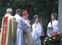 Poświęcenia dokonał bp senior Tadeusz Rakoczy