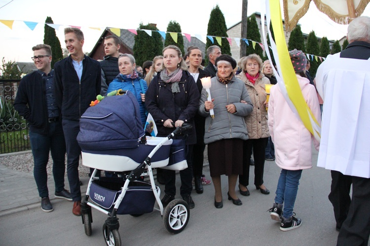 Matka Boża w parafii w Postoliskach