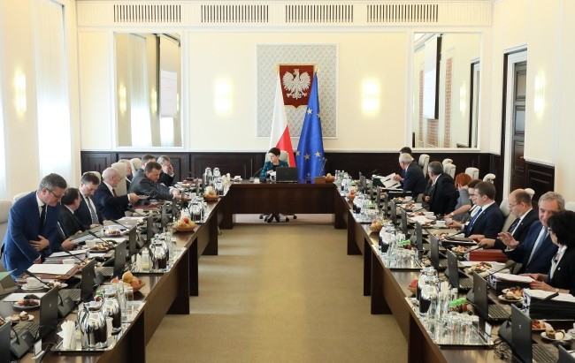 Rząd przyjął projekt ustawy budżetowej na 2018 r. 