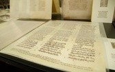 Z Biblią przez stulecia