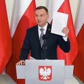 Prezydent Andrzej Duda przedstawił projekty ustaw o Sądzie Najwyższym i Krajowej Radzie Sądownictwa.