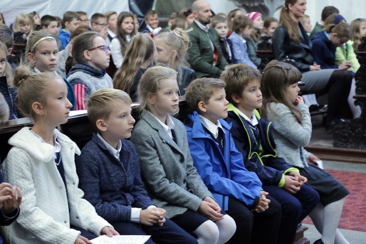 15-lecie Szkoły Podstawowej Sióstr Salezjanek