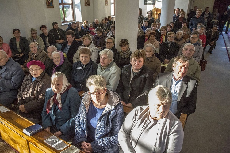 Maryja pozostaje w Miąsem. Chce odwiedzić każdą rodzinę