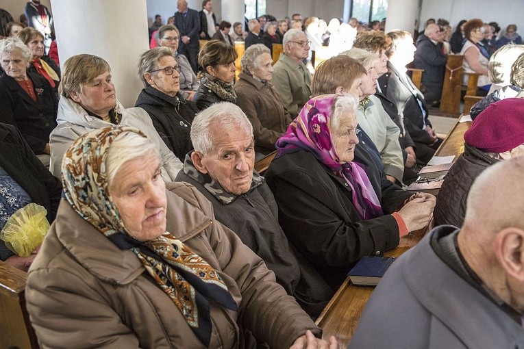 Maryja pozostaje w Miąsem. Chce odwiedzić każdą rodzinę