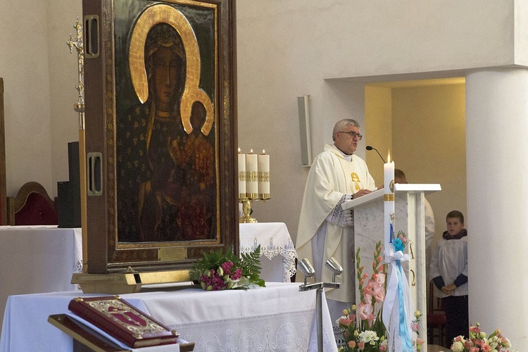 Maryja pozostaje w Miąsem. Chce odwiedzić każdą rodzinę