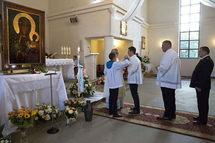 Maryja pozostaje w Miąsem. Chce odwiedzić każdą rodzinę