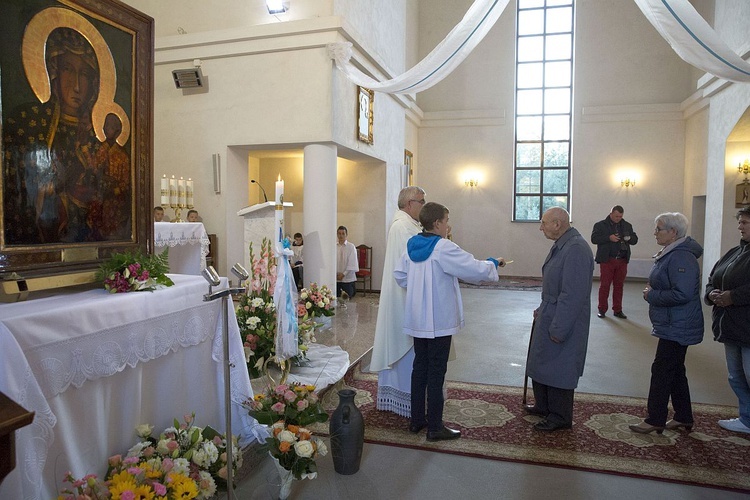 Maryja pozostaje w Miąsem. Chce odwiedzić każdą rodzinę