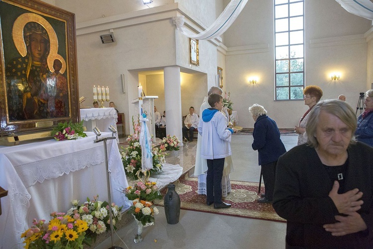 Maryja pozostaje w Miąsem. Chce odwiedzić każdą rodzinę