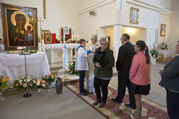 Maryja pozostaje w Miąsem. Chce odwiedzić każdą rodzinę