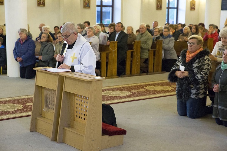 Maryja pozostaje w Miąsem. Chce odwiedzić każdą rodzinę