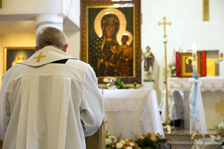 Maryja pozostaje w Miąsem. Chce odwiedzić każdą rodzinę