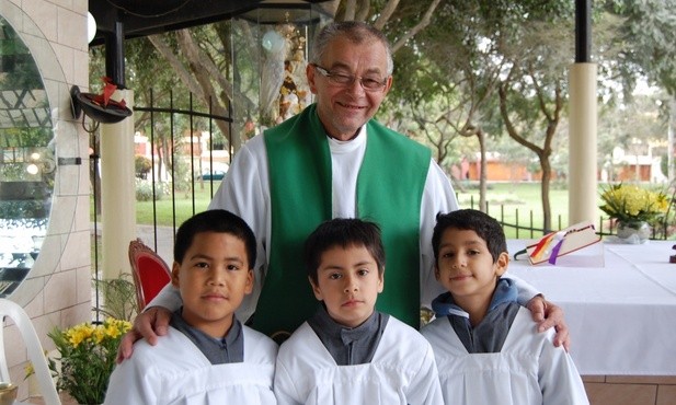 Padre pozdrawia z Peru