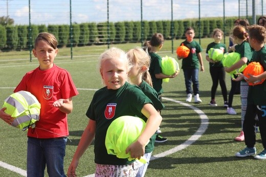 Różańcowa akcja w szkole w Przeciszowie