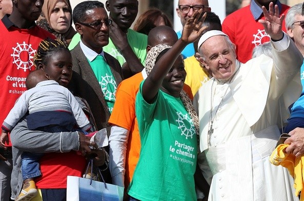 Papież apeluje o gościnność i integrację migrantów