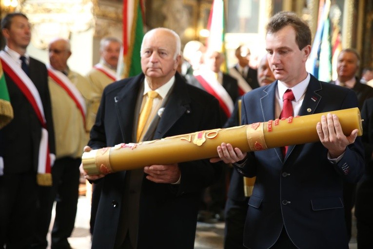 Sztandar dla pszczelarzy 